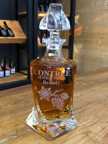 Concours Domaine Nokomis - Gagnez une carafe unique de notre brandy Contrée réserve privée
