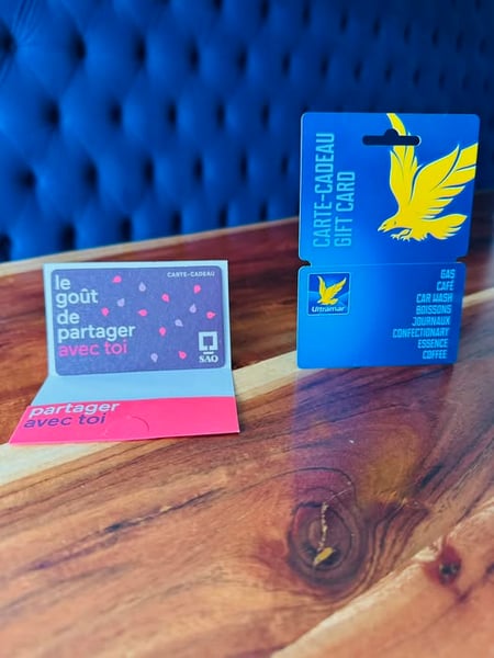 Concours Gagnez l'une des 2 cartes-cadeaux de 75$ chacune à la SAQ ou en Essence! Concours Gagnez l'une des 2 cartes-cadeaux de 75$ chacune à la SAQ ou en Essence!