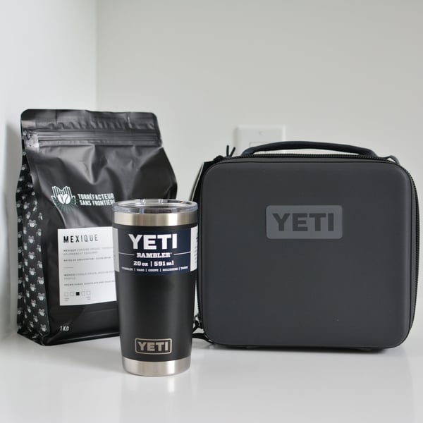 Concours Gagnez une boîte à lunch YETI, une tasse YETI et un sac de café livré chaque mois pendant 4 mois!