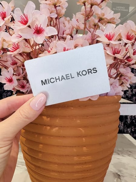 Concours Gagnez une carte-cadeau Michael Kors Outlet de 75$!
