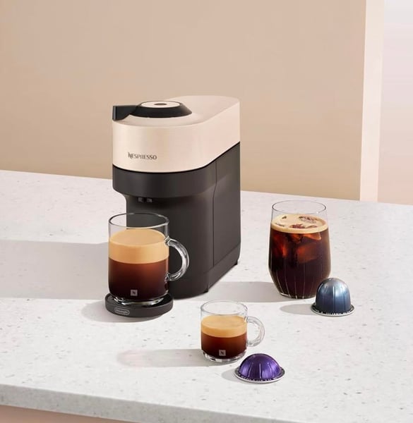Concours Gagnez une Nespresso Vertuo Pop+ beige sable!