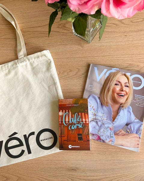 Concours Gagnez votre exemplaire de Café corsé, un sac de plage VÉRO, un magazine VÉRO, édition du printemps!