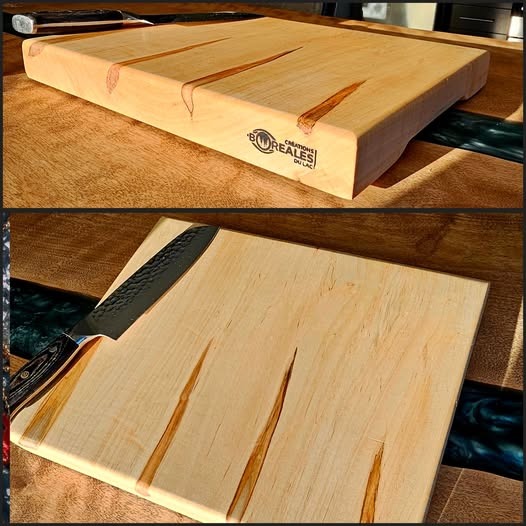 Concours Créations Boréales Du Lac - Une magnifique planche à découper en érable ambrosia! Concours Créations Boréales Du Lac - Une magnifique planche à découper en érable ambrosia!
