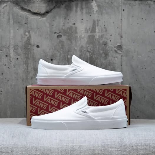 Concours GAGNE TA PAIRE DE VANS POUR LE FEQ! Concours GAGNE TA PAIRE DE VANS POUR LE FEQ!