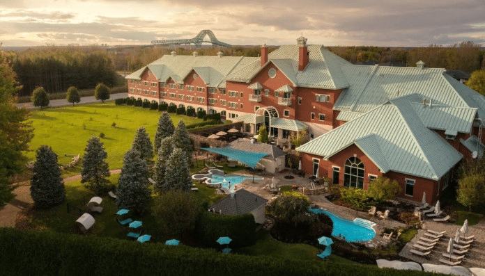 Concours Gagnez un été de Rêve pour deux personnes  d'une valeur de 1100 $ à l'Auberge Godefroy!