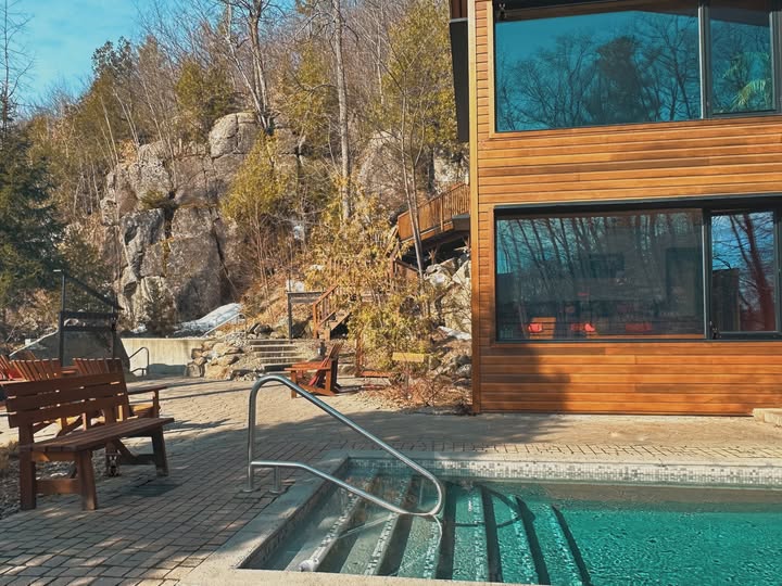 Concours La Source Bains Nordiques - Gagnez Quatre accès aux bains nordiques! Concours La Source Bains Nordiques - Gagnez Quatre accès aux bains nordiques!