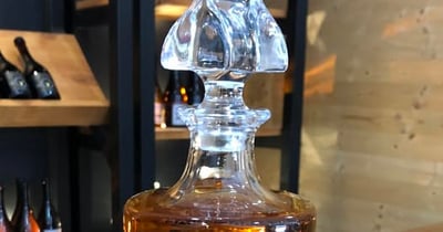 Concours Domaine Nokomis - Gagnez une carafe unique de notre brandy Contrée réserve privée