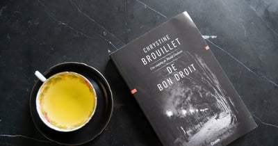 Concours Gagnez le roman De bon droit de Chrystine Brouillet ainsi que 50 g de thé Gyokuro Yame!