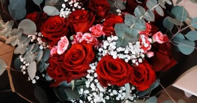 Concours Gagnez un panier gourmand et un bouquet de fleurs!