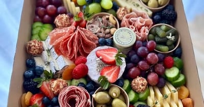 Concours Gagnez un plateau Prestige d’une valeur de 250$  l'Apéro Signé V!