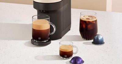 Concours Gagnez une Nespresso Vertuo Pop+ beige sable!