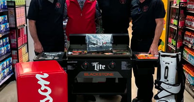 Concours Gagnez une plancha Blackstone, un mini-frigo Molson ou un sac de golf Coors Light!