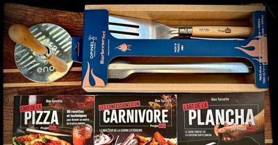 Concours Gagnez un ensemble OPINEL pour le BBQ identifié Projet BBQ et trois livres de Alex Turcotte et un presse burger!