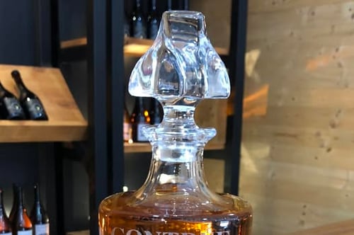 Concours Domaine Nokomis - Gagnez une carafe unique de notre brandy Contrée réserve privée